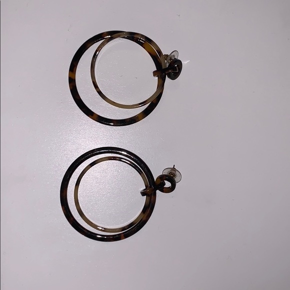 Brown and black earrings - Picture 1 of 2